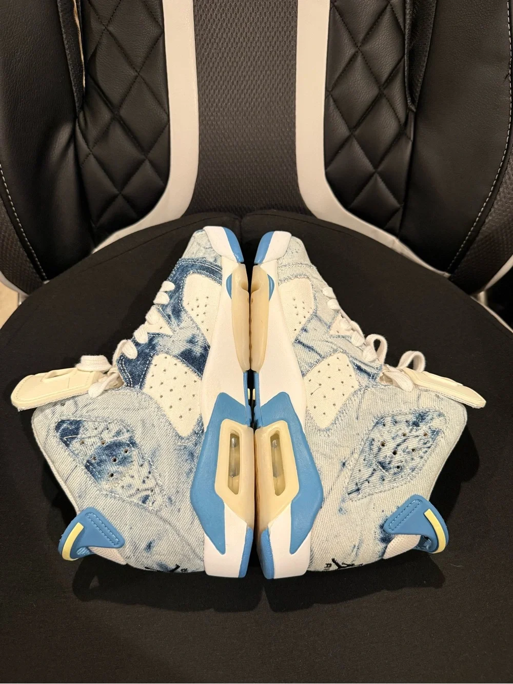 Size 8W / 6.5Y - Jordan 6 Retro “Washed Denim” 2022 GS